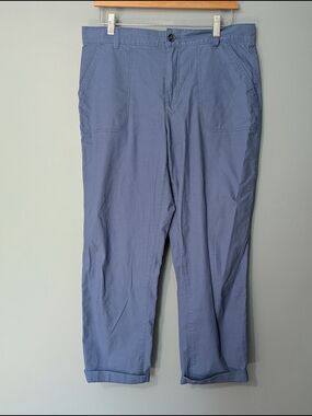 Eddie Bauer Women's  Straight Leg Capri Pants Hiking Outdoor